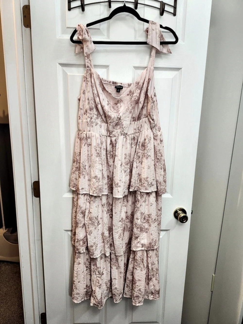 Torrid Sweetheart Tiered Midi Dress Floral Pink, Torrid 3 = 3X